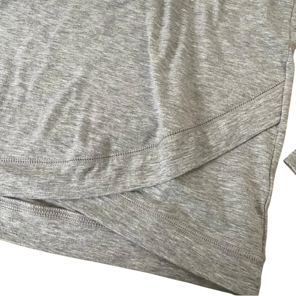 GAP gray athletic
